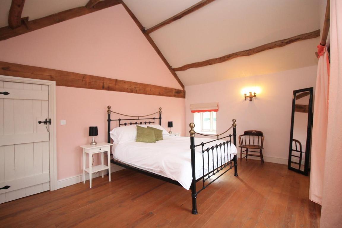 Country Retreat, Hot Tub, Games Room, Dog Friendly