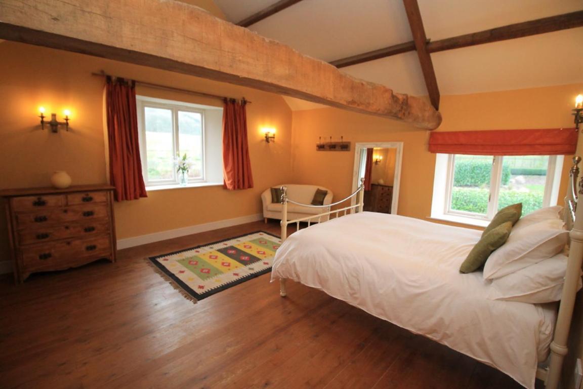 Country Retreat, Hot Tub, Games Room, Dog Friendly Holiday home *