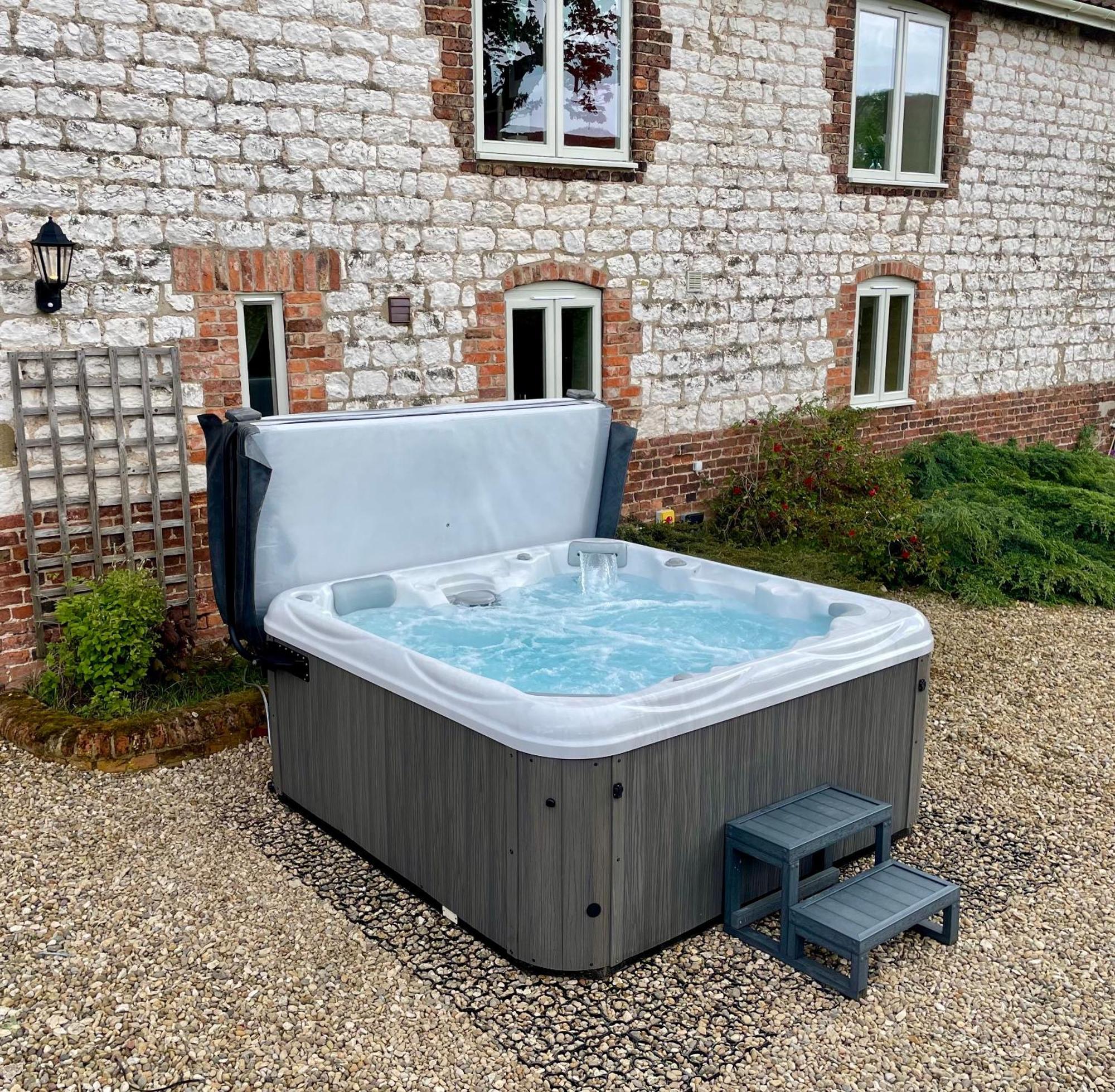 Holiday home Country Retreat, Hot Tub, Games Room, Dog Friendly